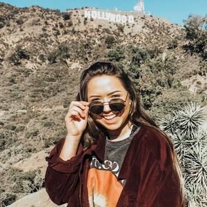 Meet your Posher, Julia